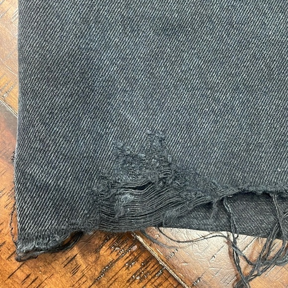 AGOLDE Quinn Distressed Denim Mini Skirt - Picture 9 of 16